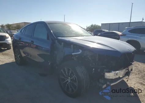 2023 BMW X6 xDrive40I z USA, uszkodzony, nr VIN 5UXCY6C0XP9R65232